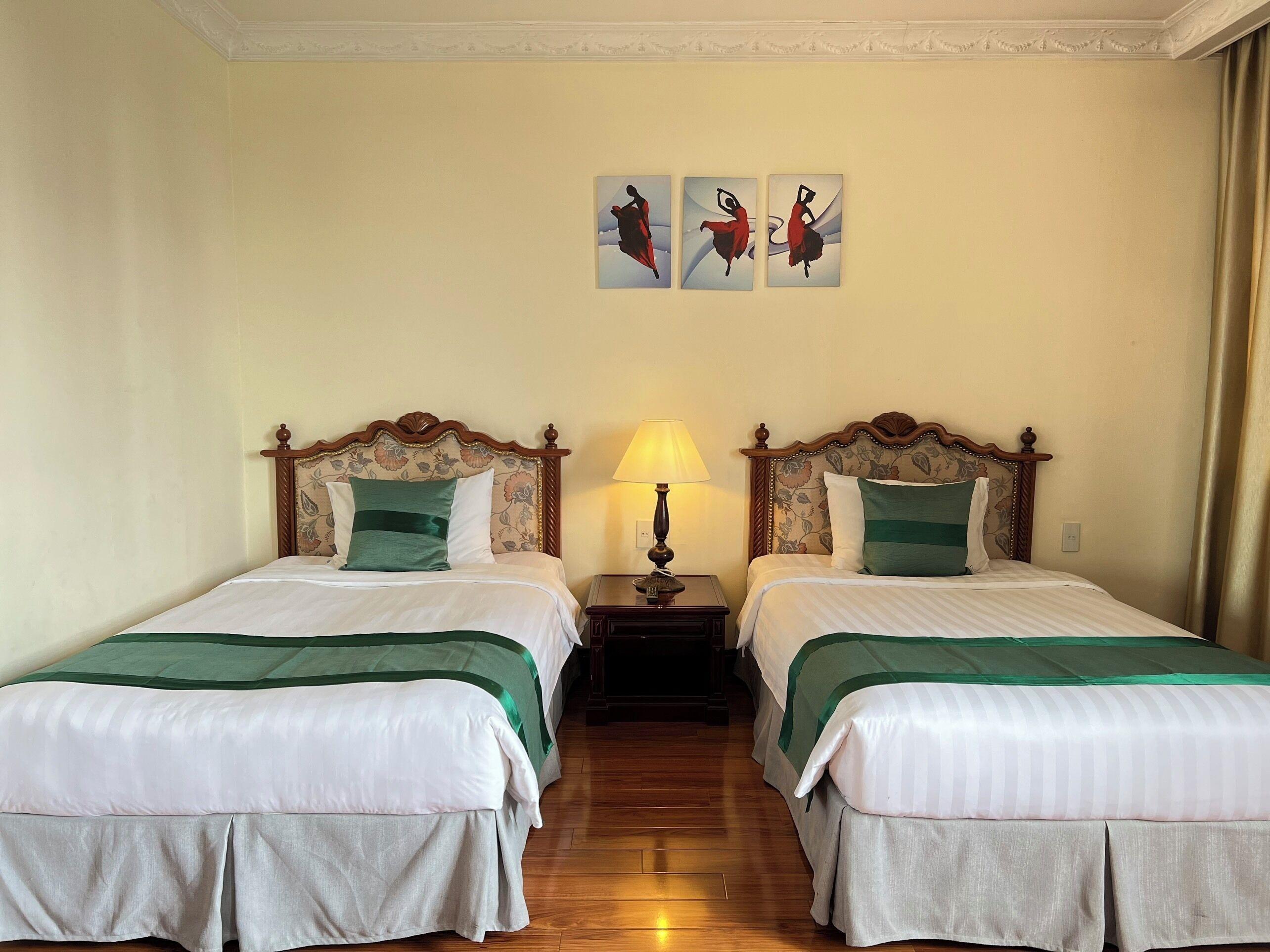 Deluxe Double or Twin Room,773642704:JPEG