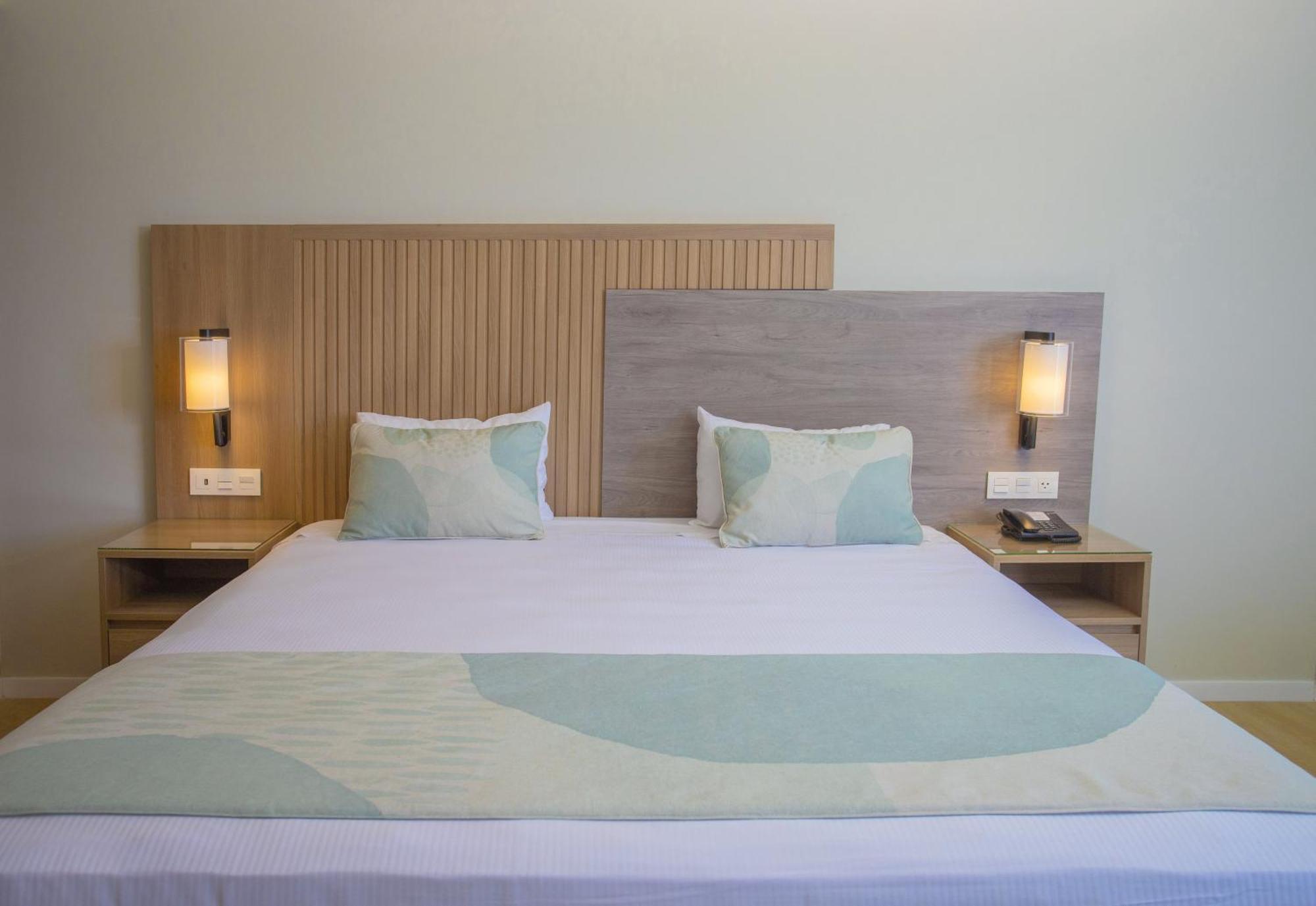 Junior Suite Ocean View,1740705415:JPEG