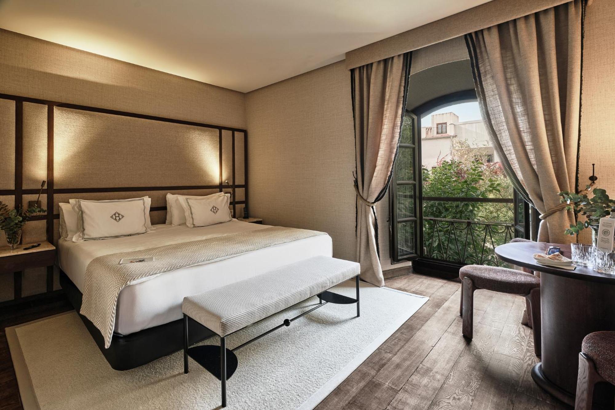 King Room with Garden View