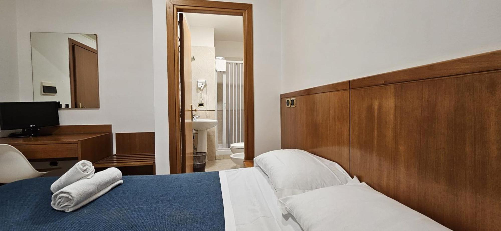 Single Room with Bathroom,1742588412:JPEG