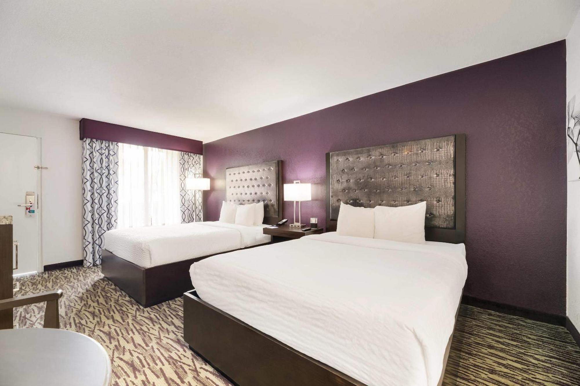 Queen Room Two Queen Beds No Resort Fee