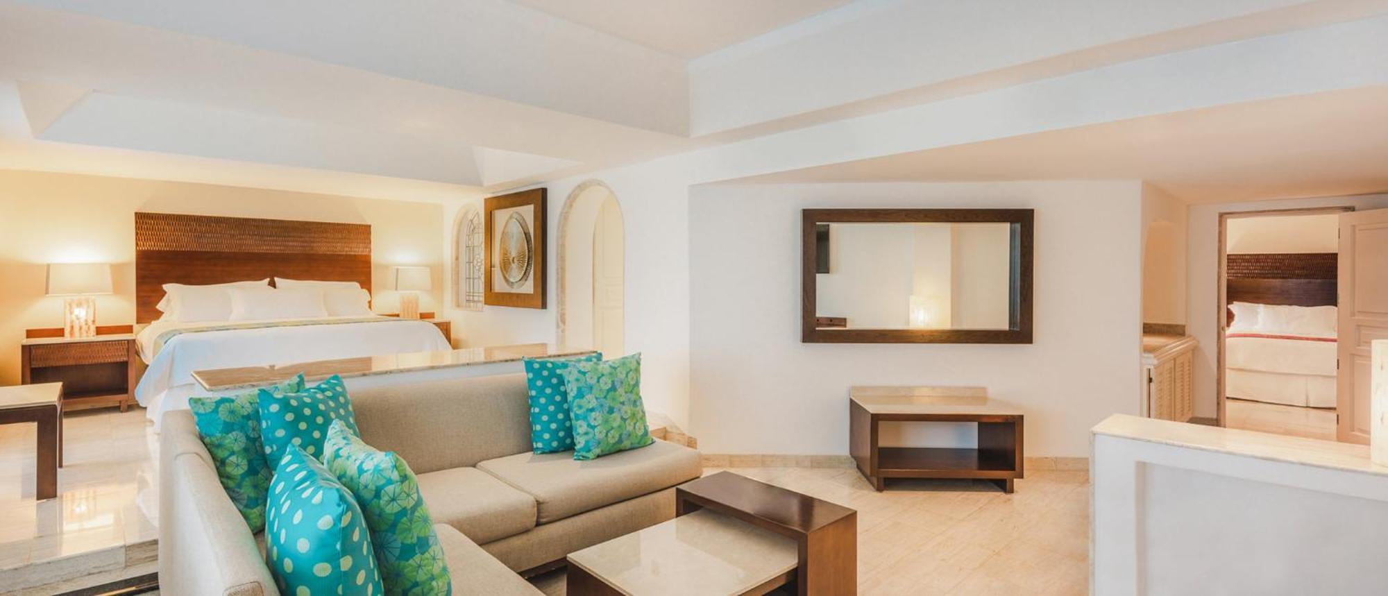 Infinite Ocean Front One Bedroom Master Suite