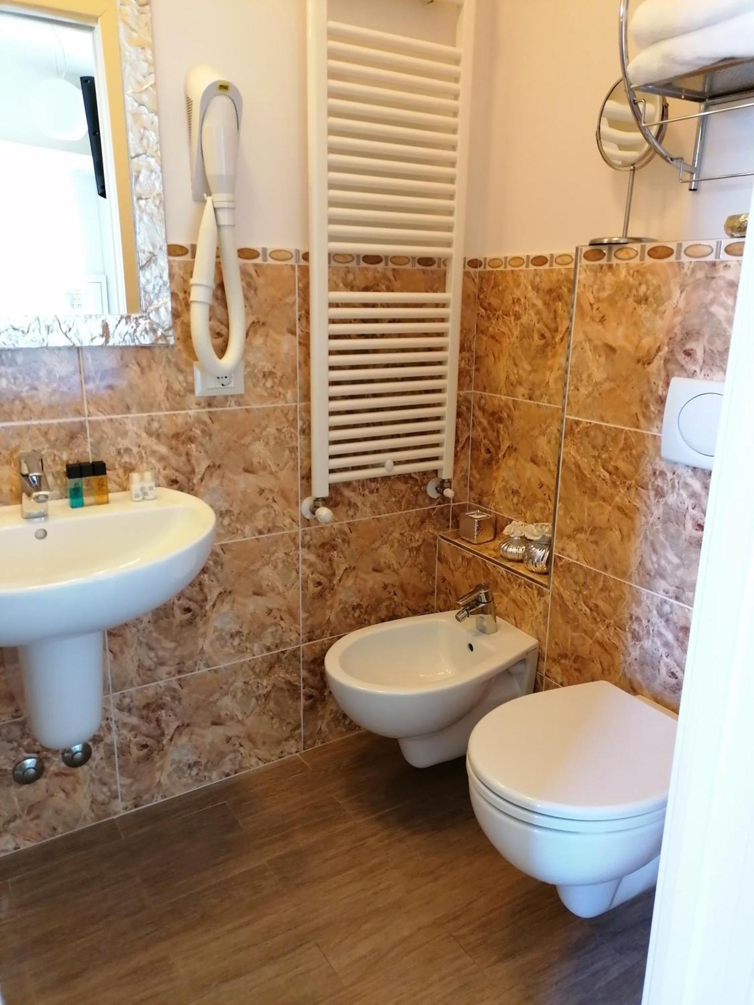 Economy Double or Twin Room