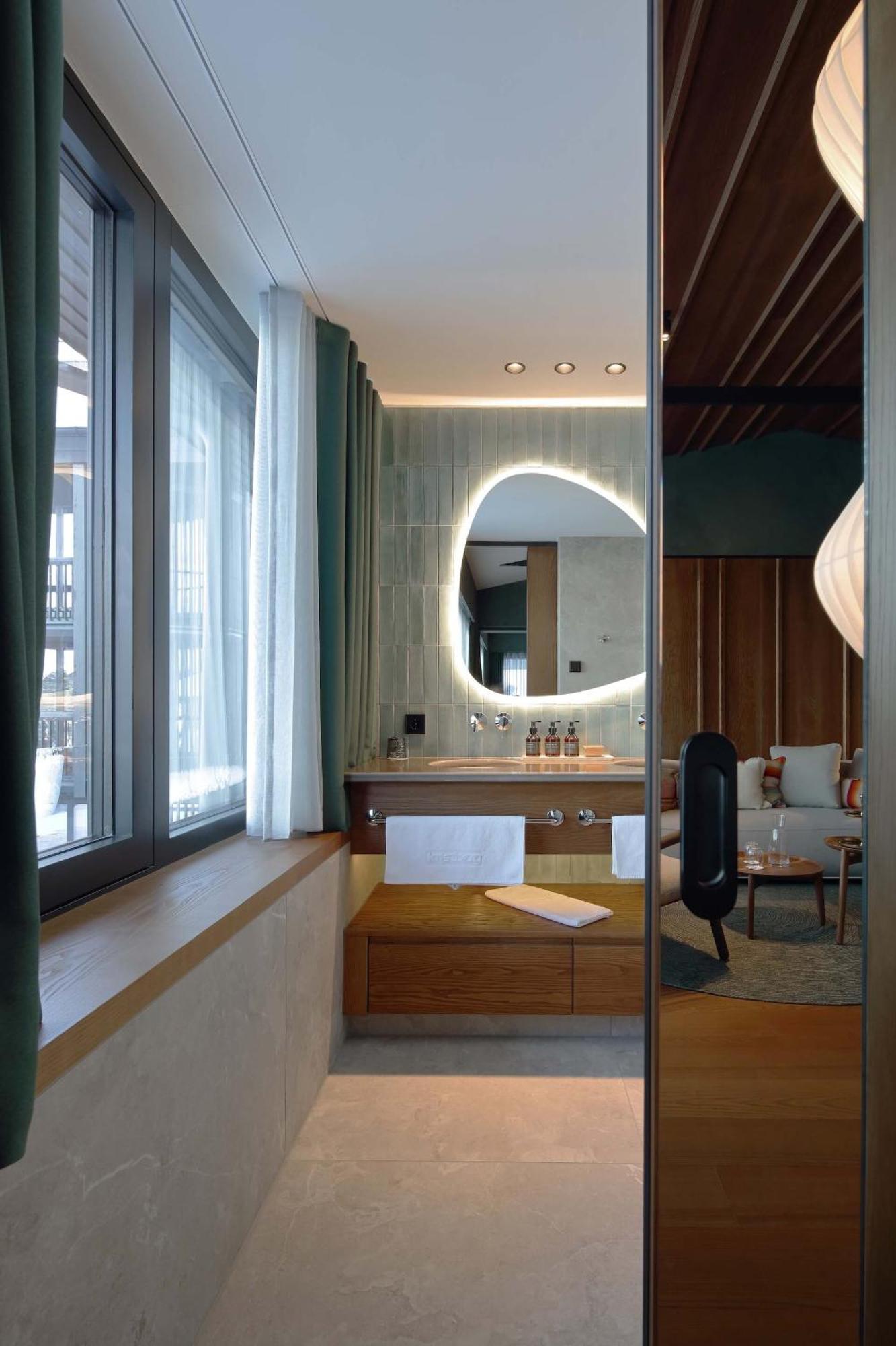 Standard Suite