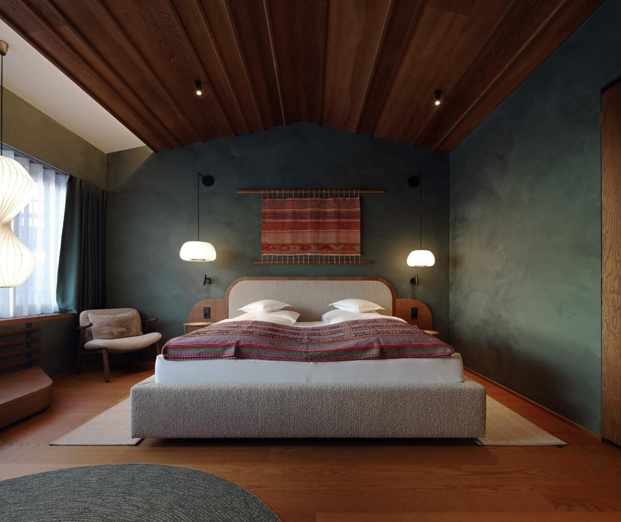Standard Suite