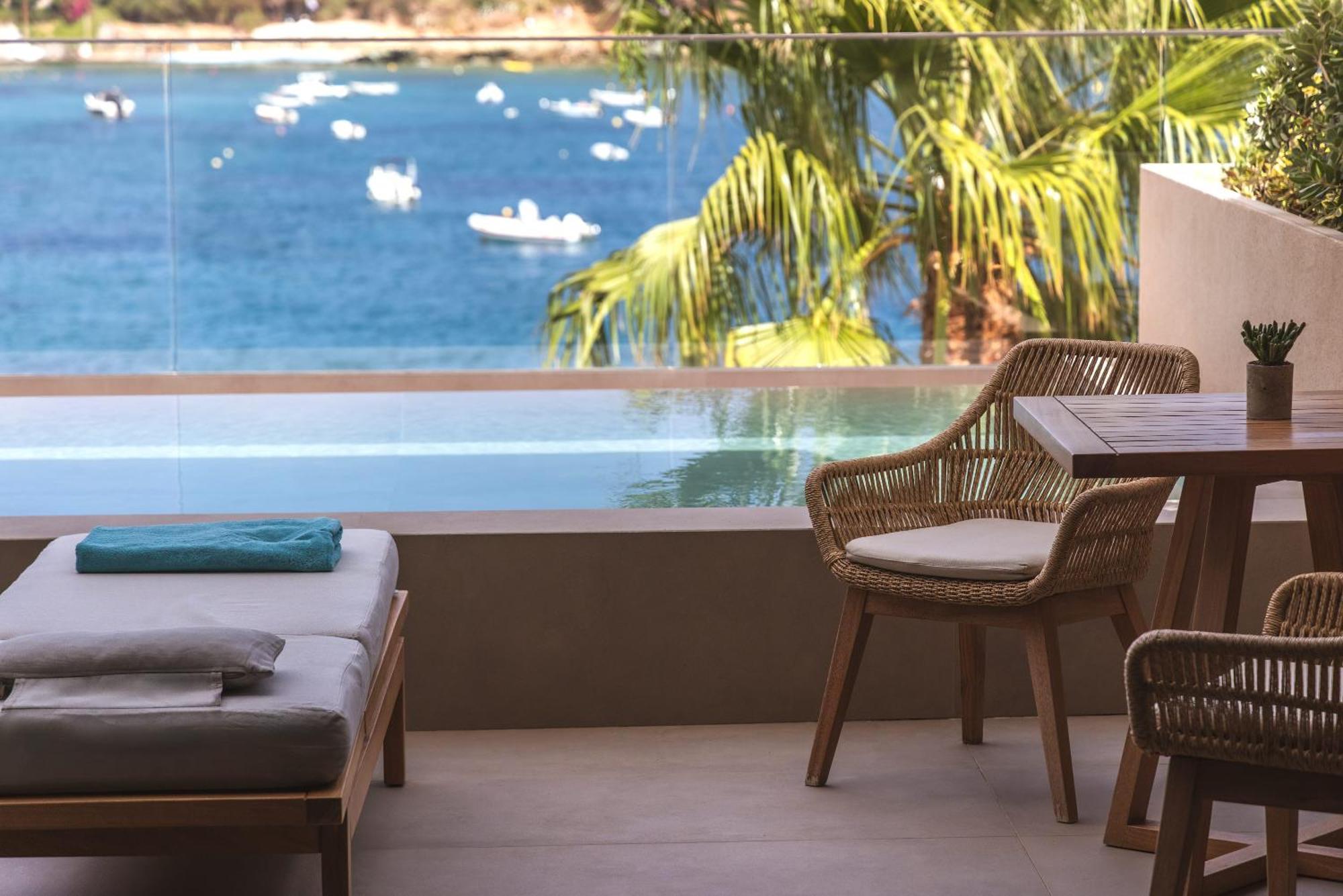 Aquamarine Suite Sea View Plunge Pool