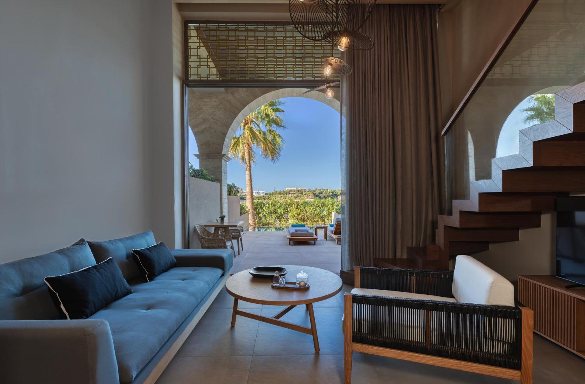 Black Pearl Maisonette Mountain View Plunge Pool