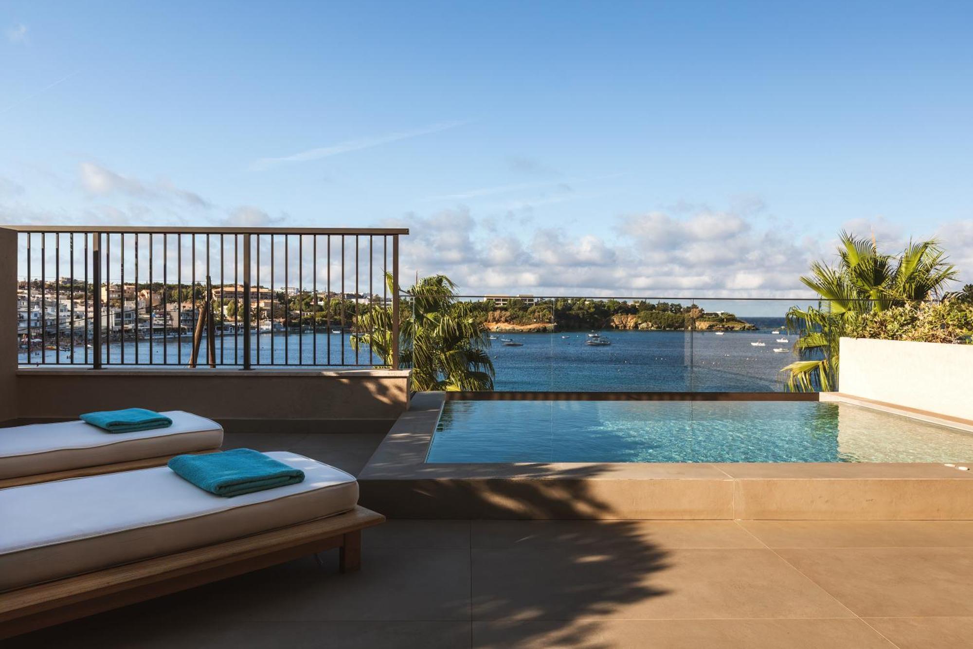 Amber Suite Sea View Plunge Pool