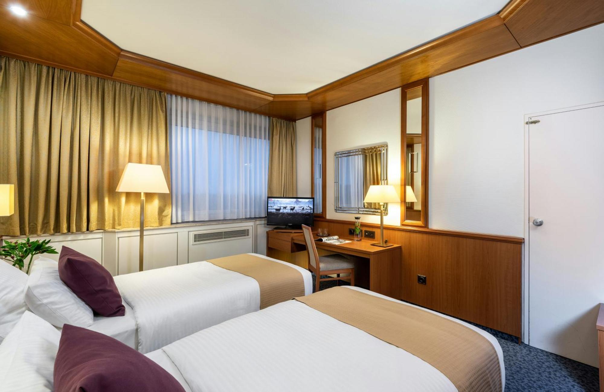 Comfort Twin Room