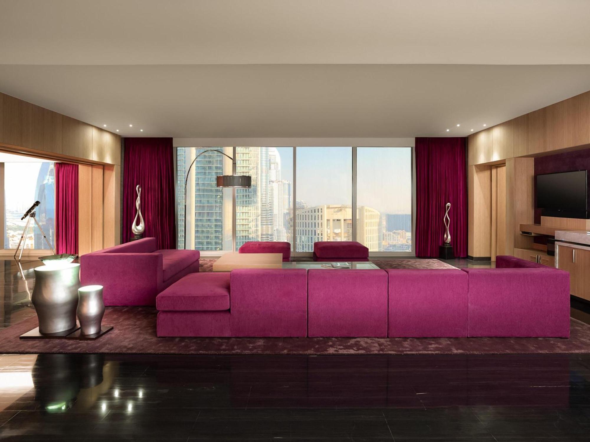 Royal Suite met Kingsize Bed, Uitzicht en Toegang tot de Club
