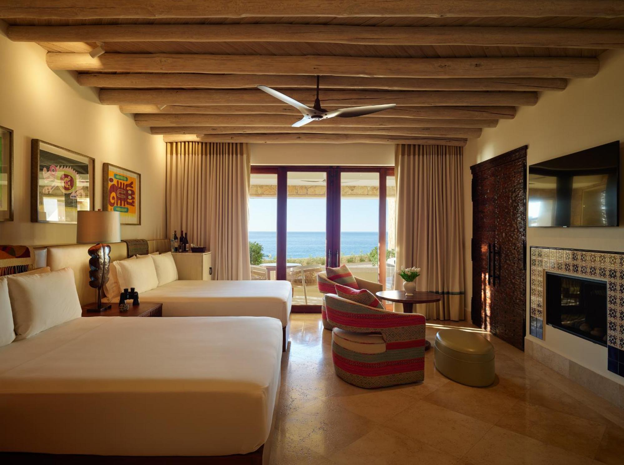 Corner Queen Room Two Queen Beds Ocean View Plunge Pool