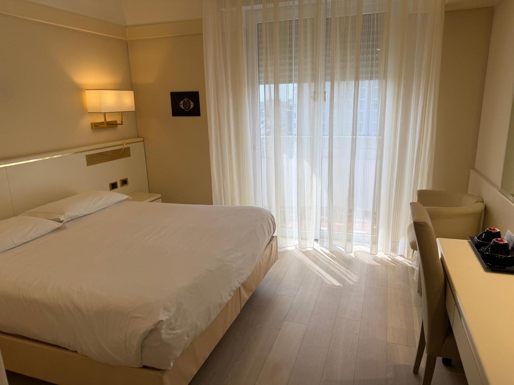 Comfort Double or Twin Room Balcony Pool View