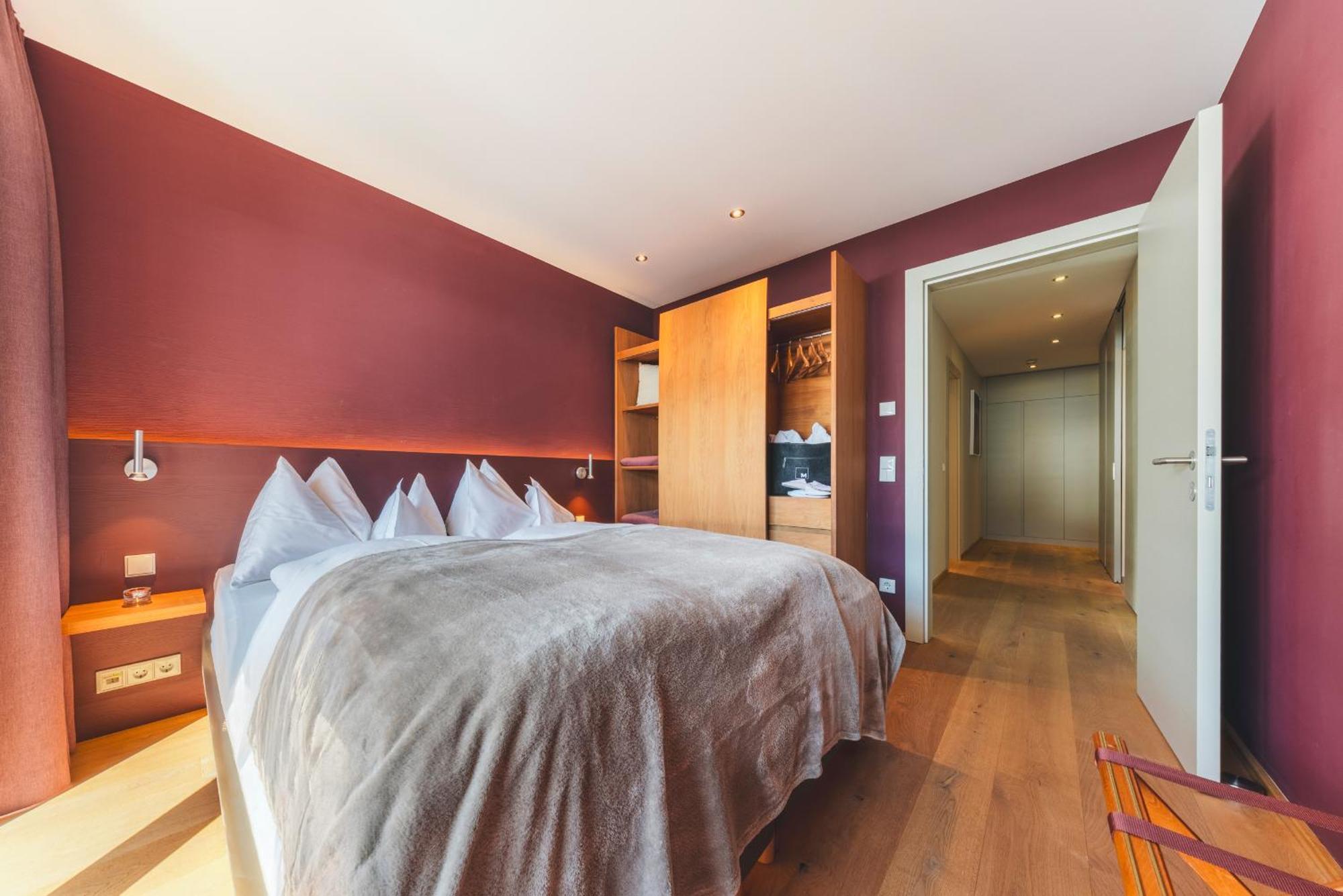 Three-Bedroom Apartment Suite