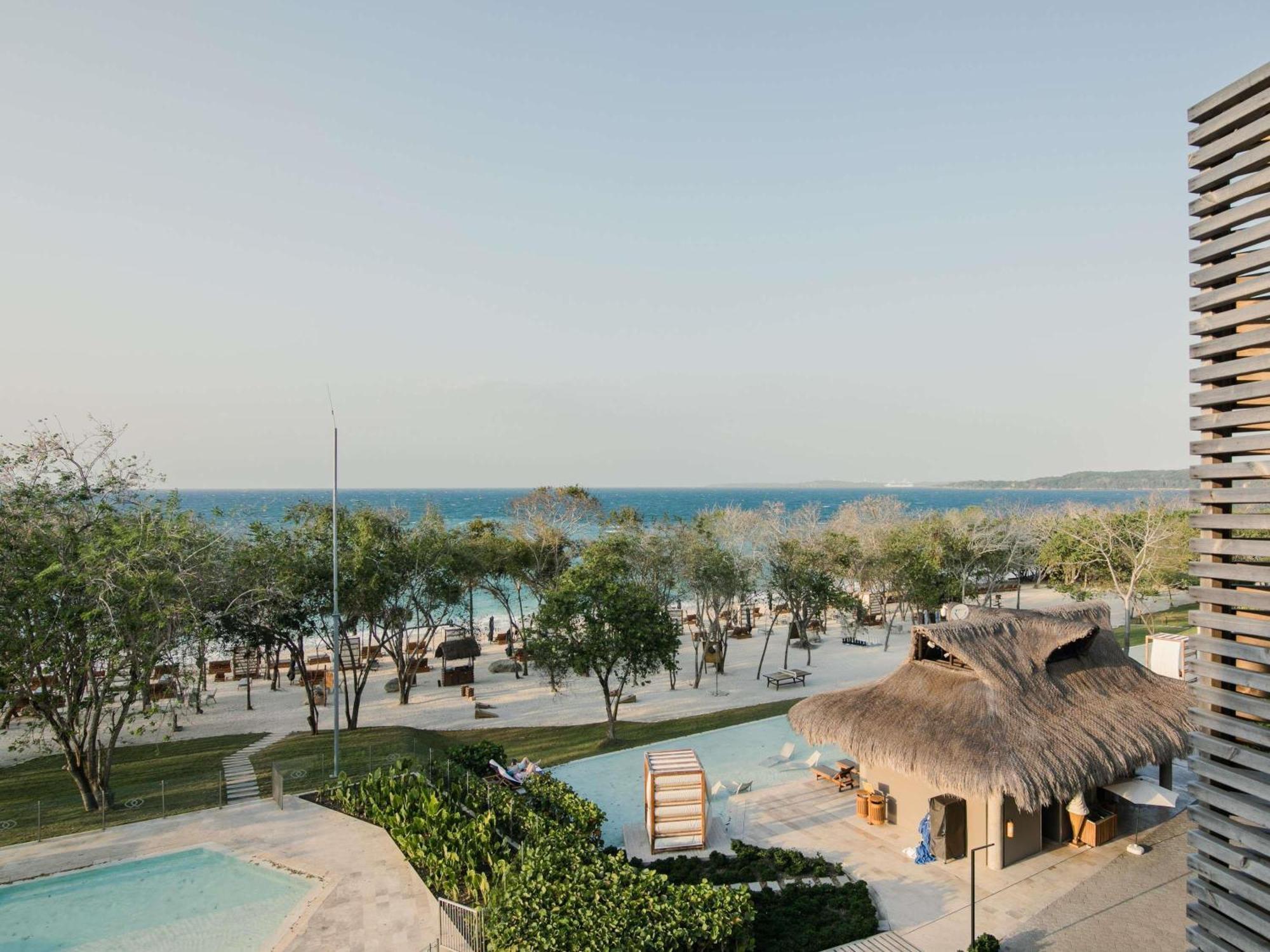Signature King Room - Beach Front