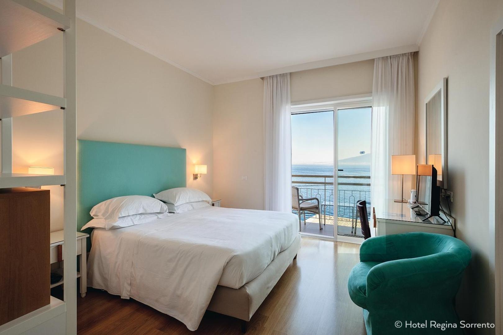 Double or Twin Room Sea View