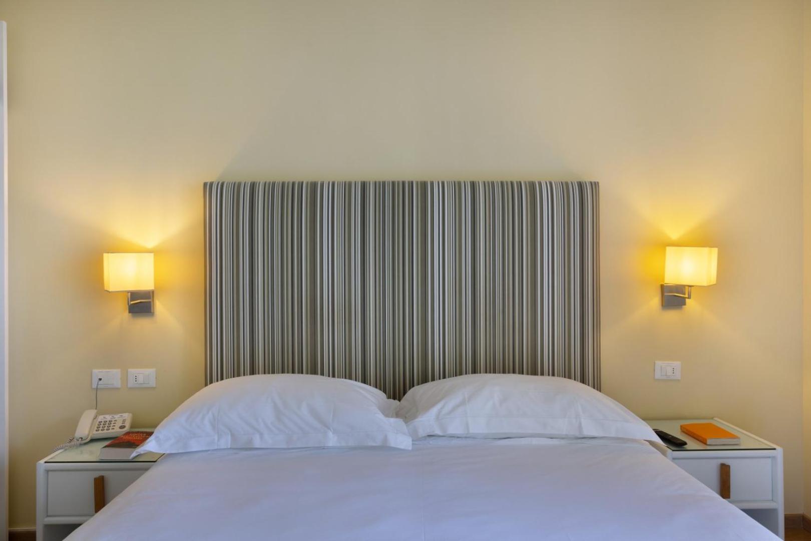 Double or Twin Room Sea View