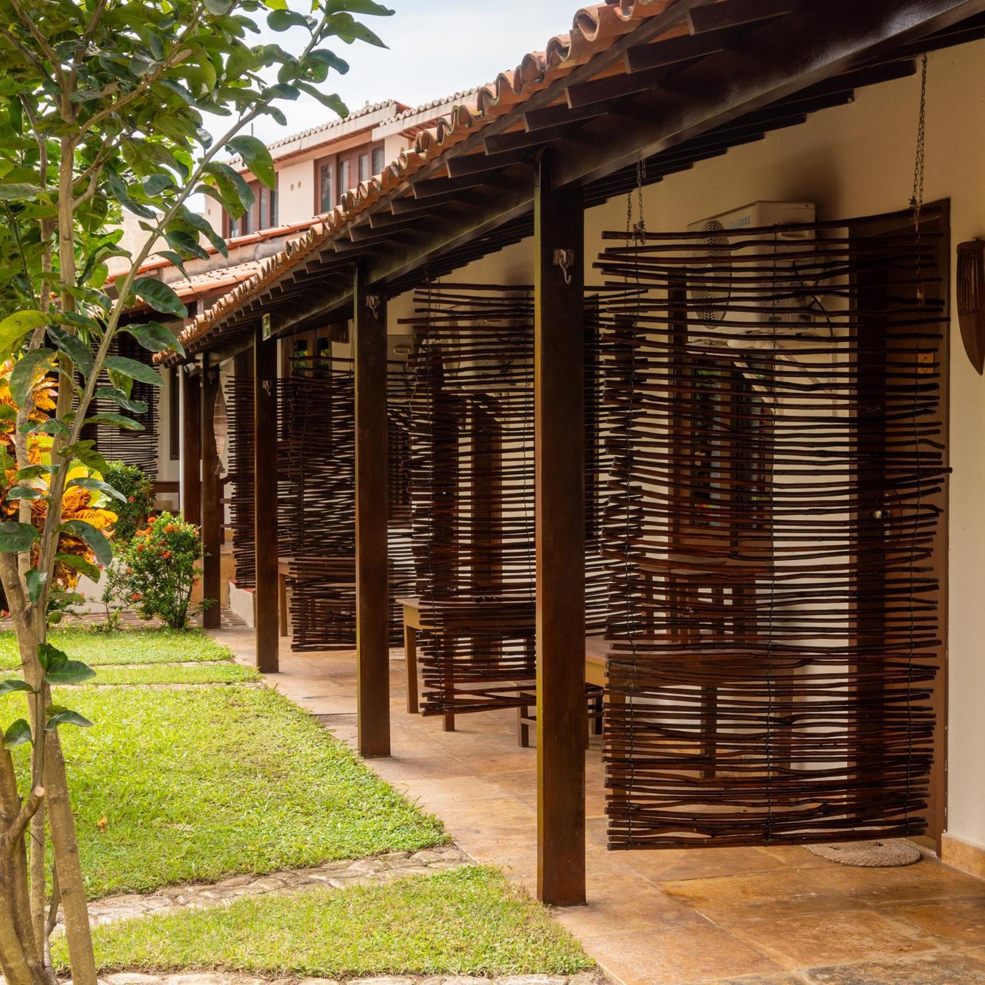 Quarto Duplo com Vista Jardim