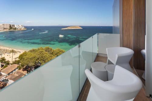 The Level Premium Zimmer mit direktem Meerblick