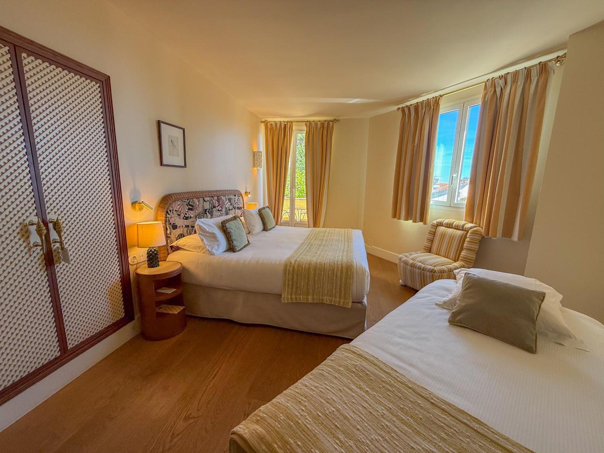 Superior Triple Room
