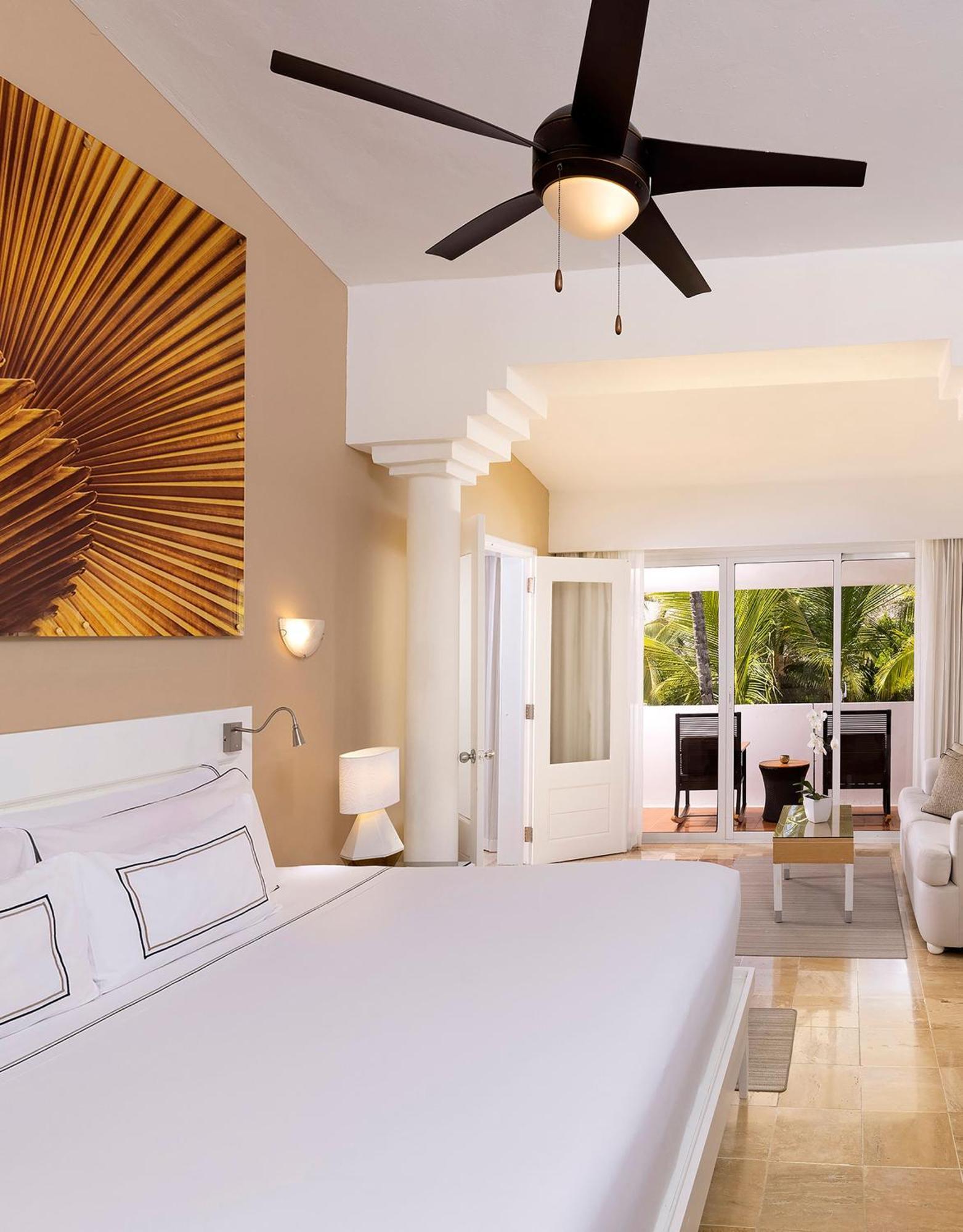 The Level Master Suite Beachside