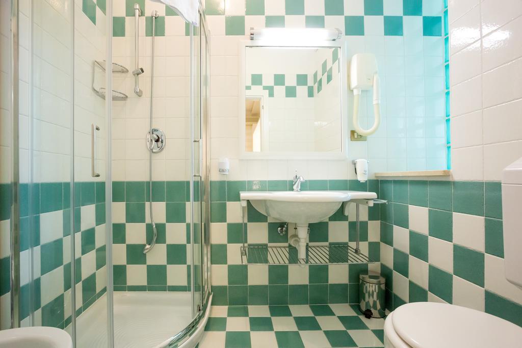 Camera Matrimoniale con Balcone