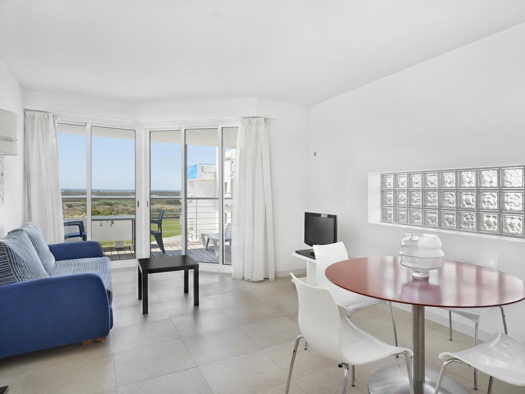 Superior Two-Bedroom Apartment,314212765:JPEG