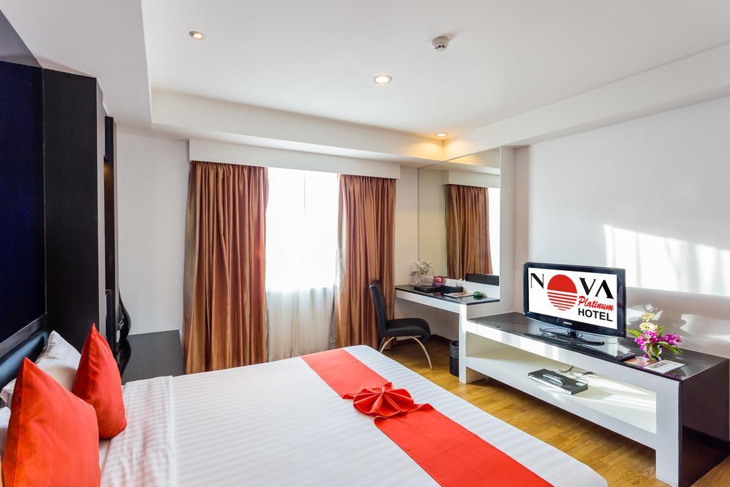 Deluxe Zimmer mit Kingsize-Bett