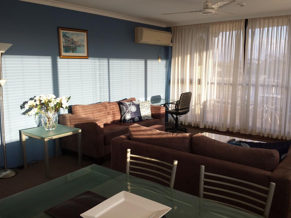 Standard Two-Bedroom Apartment,325768069:JPEG
