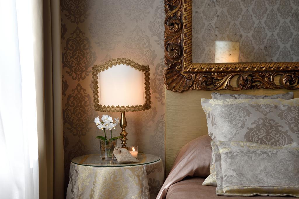 Deluxe Room,786033009:JPEG