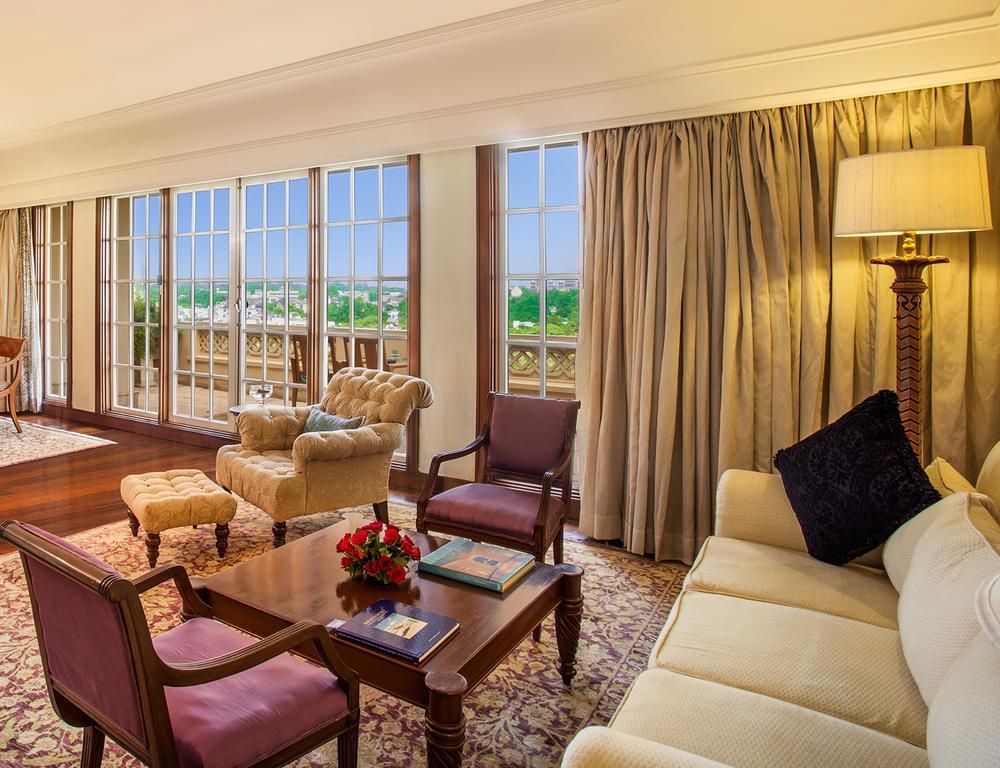 Suite Luxury con 2 Balconi e Vista Taj Mahal