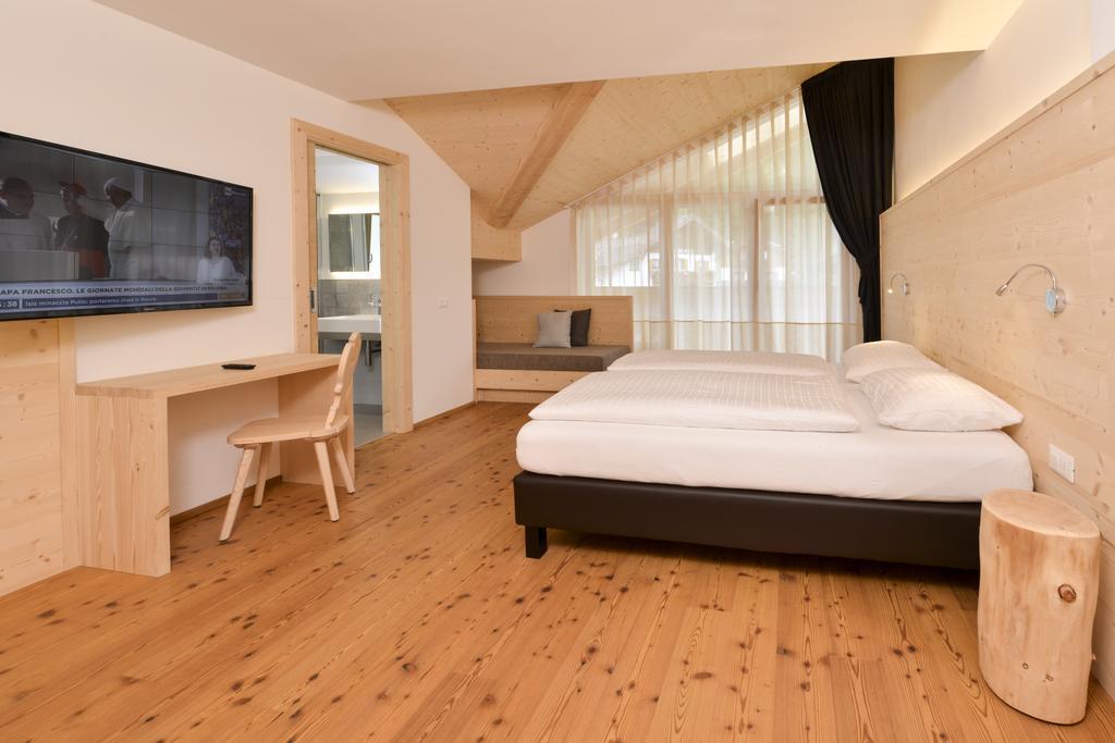 King Room Mountain View