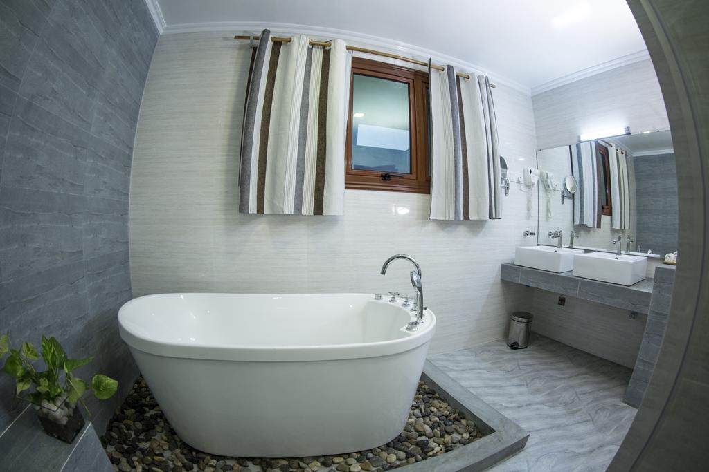Hochzeitssuite mit Whirlpool