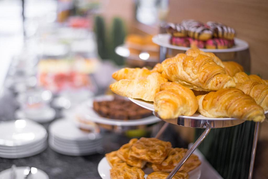 Monolocale King con Cucina - WiFi Gratuito e Set per Preparazione di Tè e Caffè