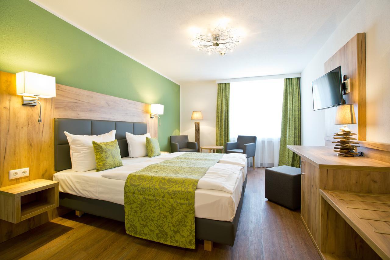 Mittleres Doppelzimmer,1153481880:JPEG