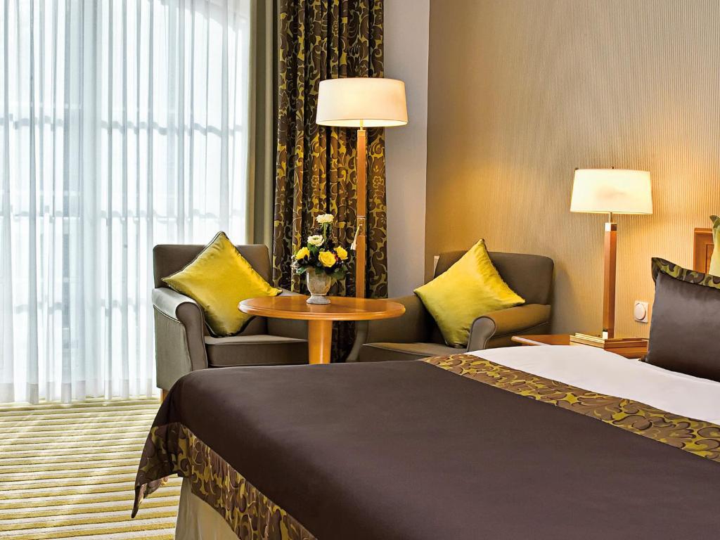 Double Room - Land Side