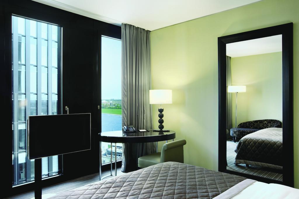 Deluxe Zimmer mit Kingsize-Bett