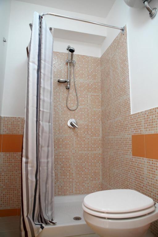 Quadruple Room with Private Bathroom,792005295:JPEG