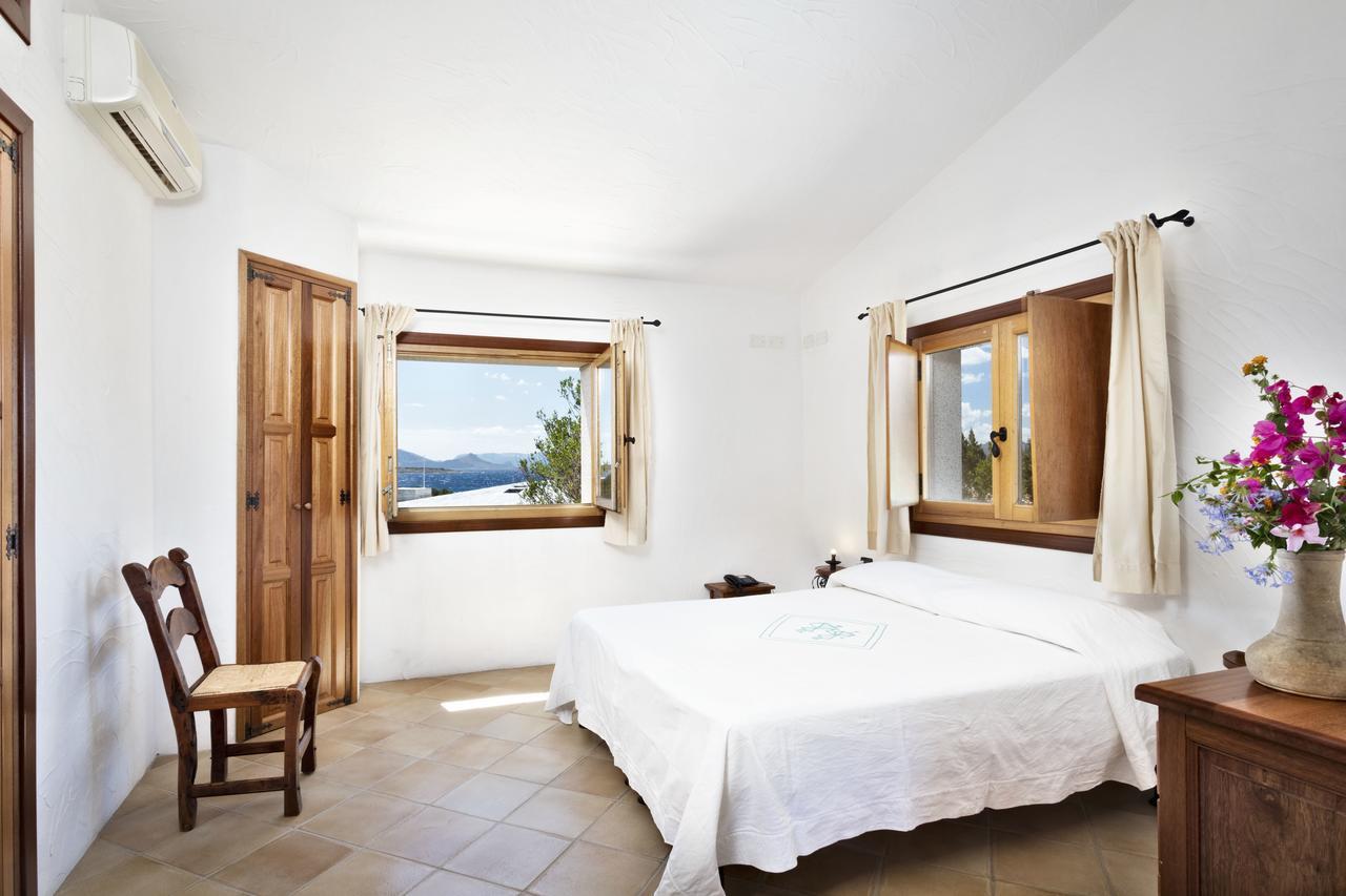 Two-Bedroom Apartment Sea View