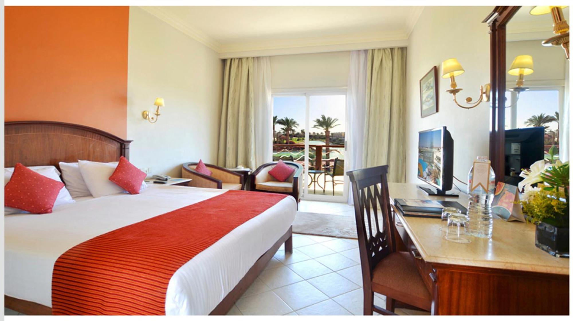 Special Offer - Double or Twin Room with Garden or Pool View - Egyptians and Residents Only
