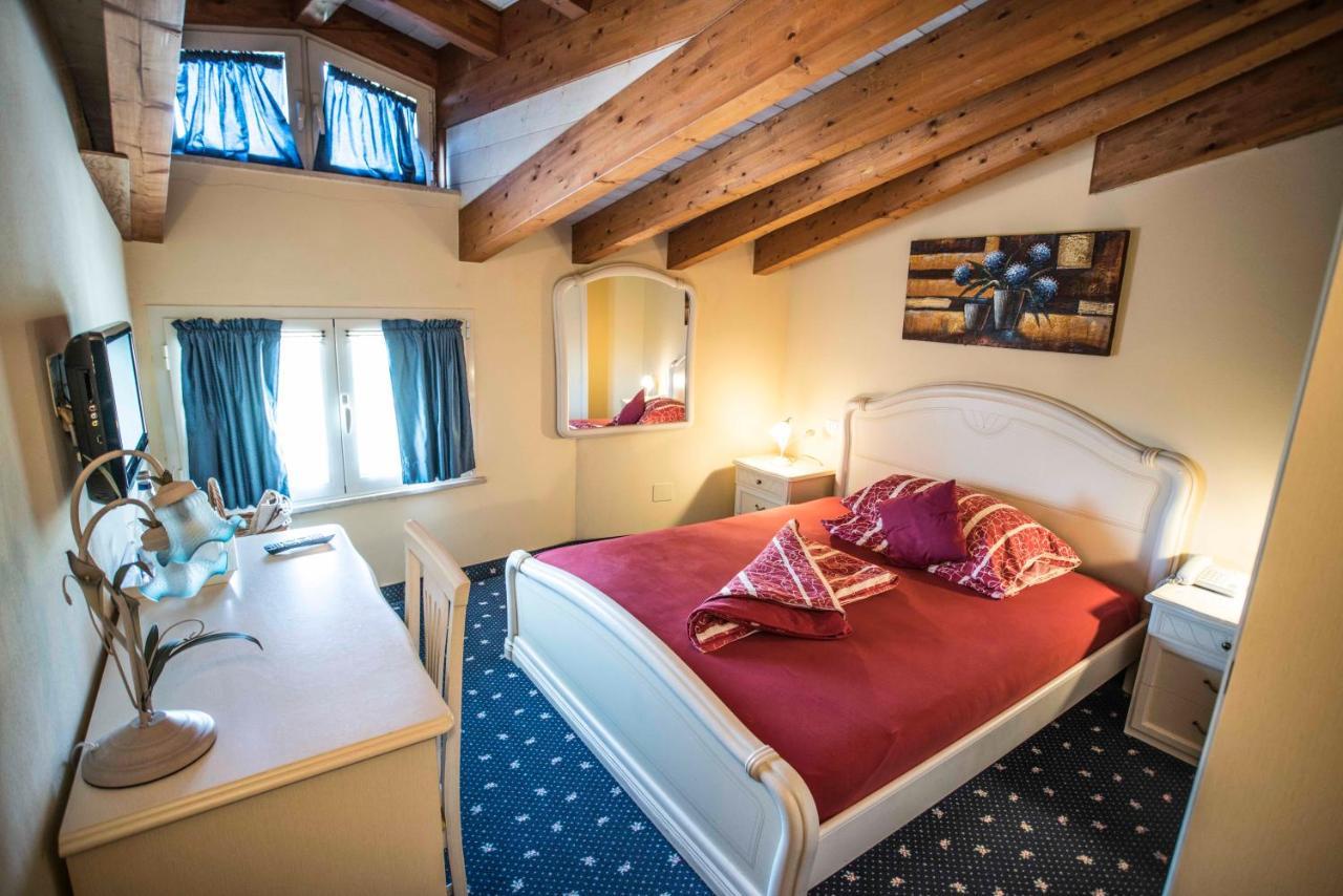Doppelzimmer - Dachgeschoss