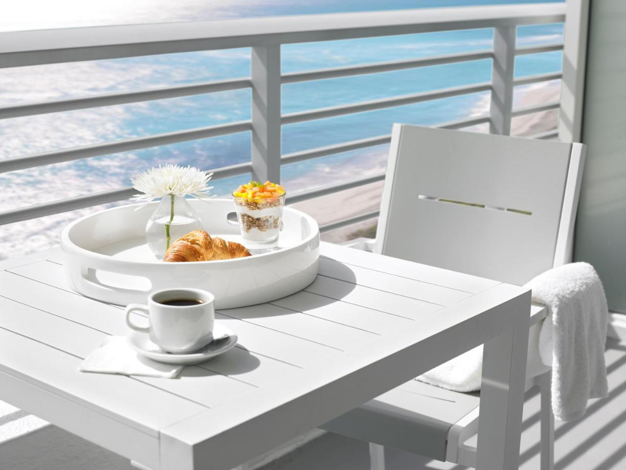 King Suite with Ocean Front View,724754131:JPEG