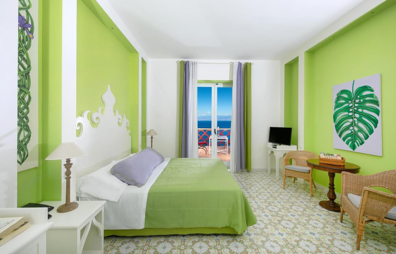 Classic Double Room Balcony Sea View
