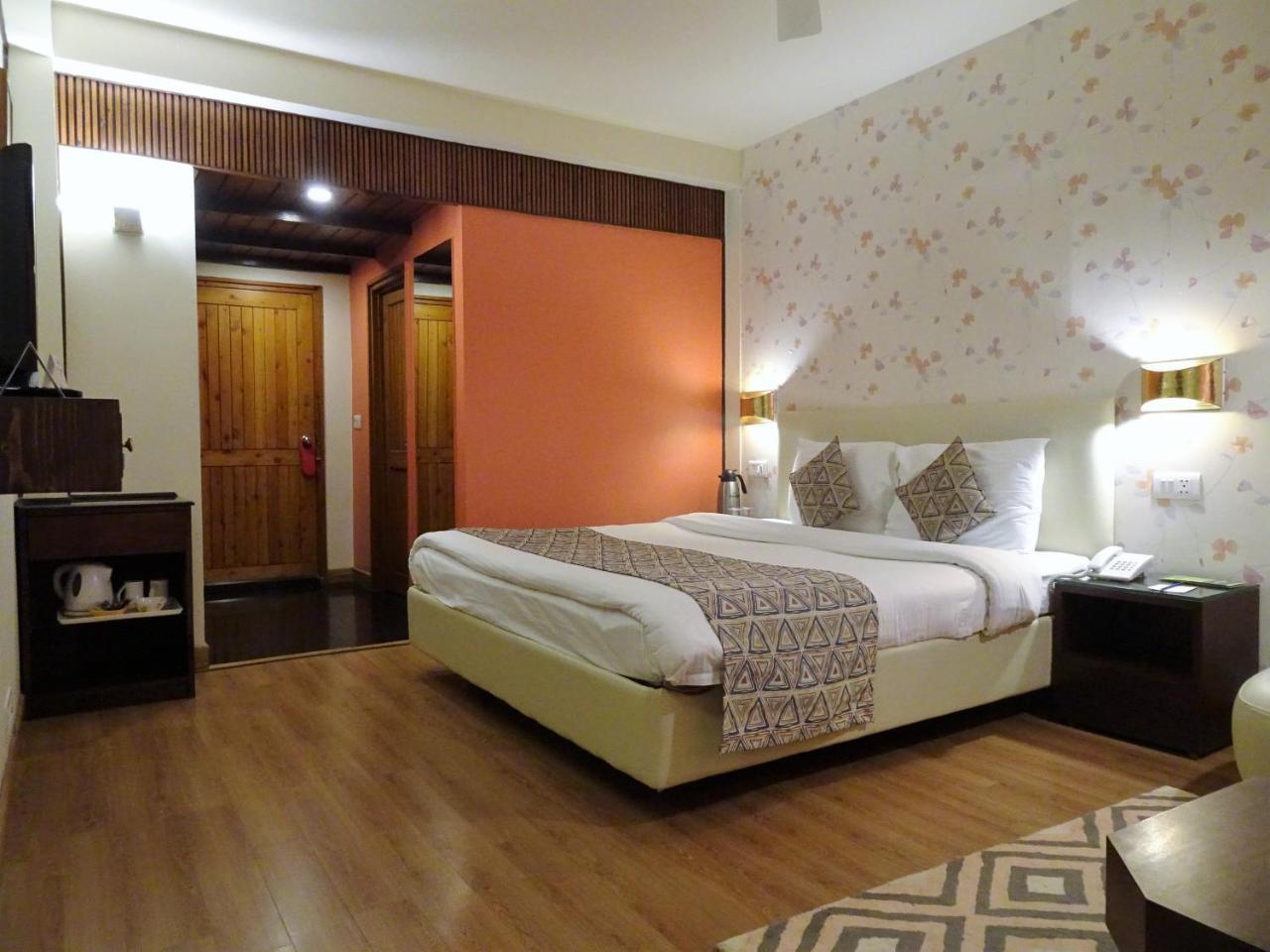 Super Deluxe Double Room,737015809:JPEG