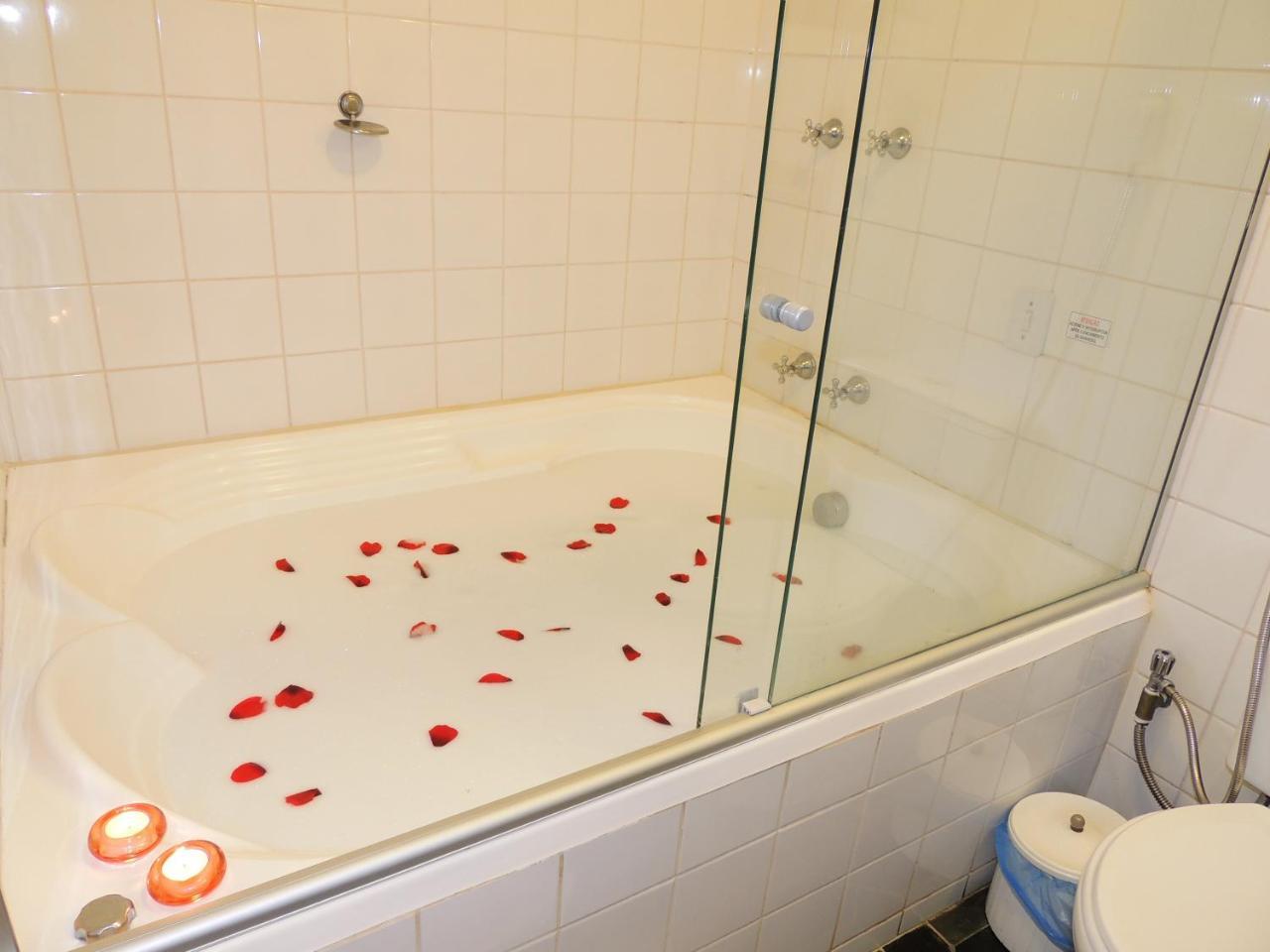 Stars Superior Chalet Spa Bath