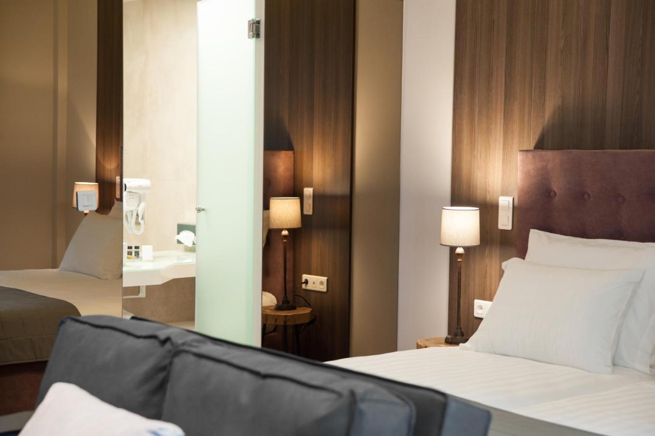 Luxury Double Room Balcony,996399688:JPEG