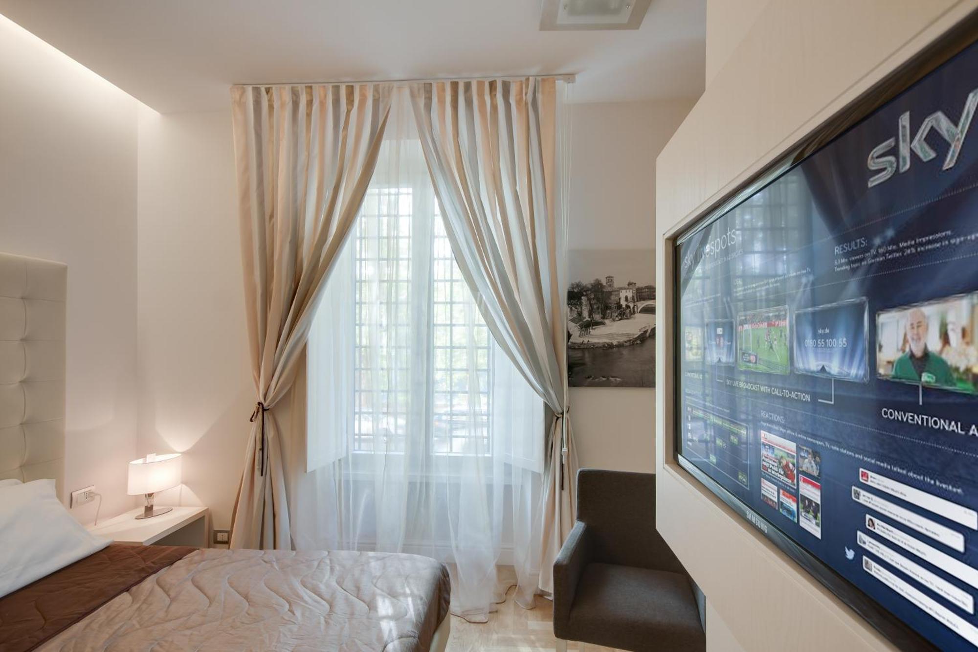 Double or Twin Room,705817240:JPEG