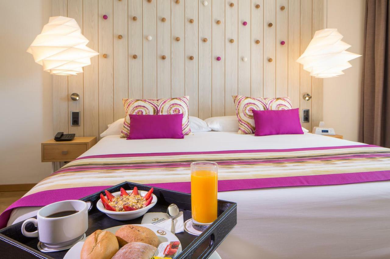 Deluxe Kamer met Uitzicht op het Zwembad