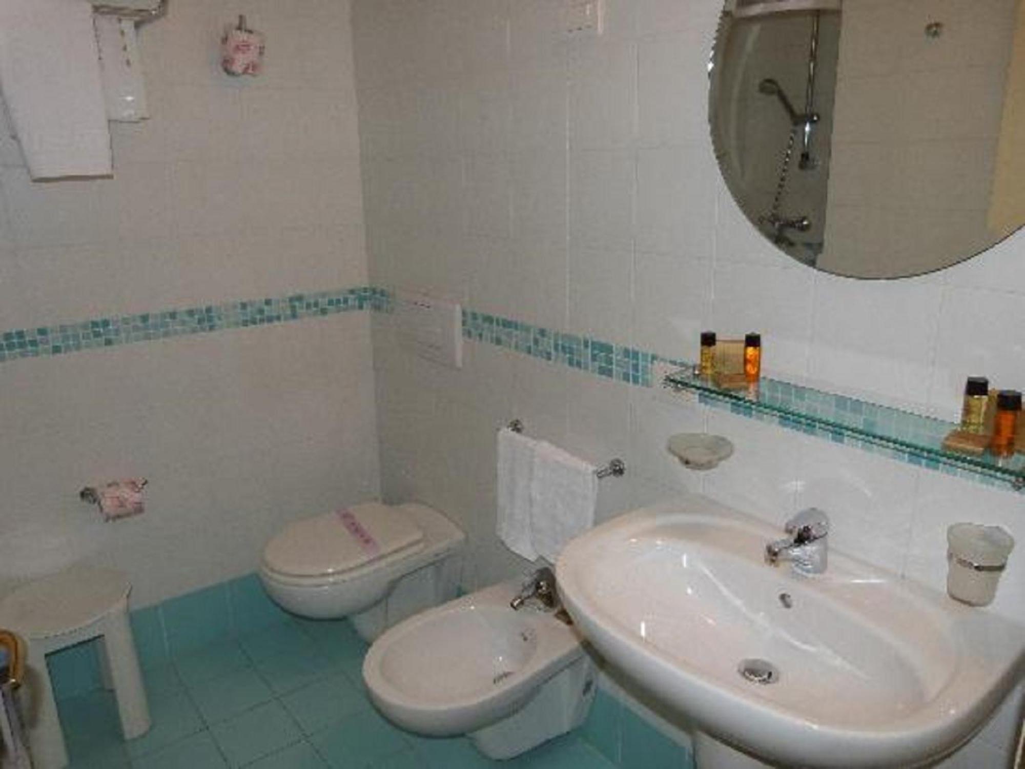 Comfort Single Room