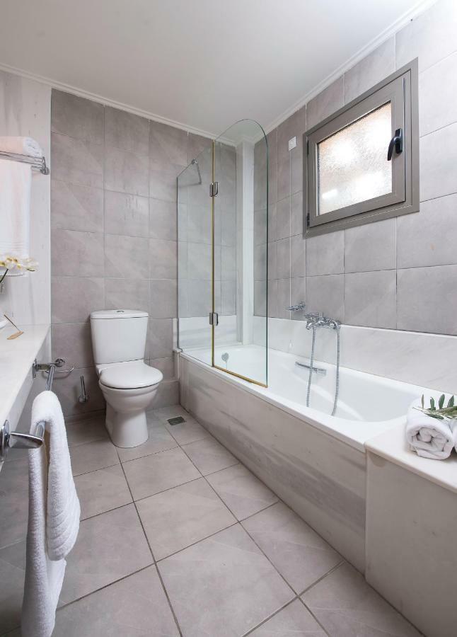 Suite Familiare Deluxe con Accesso Giardino