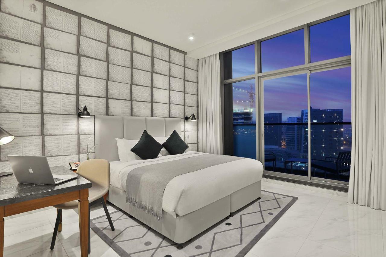 Executive Appartement met 3 Slaapkamers - Uitzicht op Burj Khalifa met Terras en Gratis Pendeldienst naar Strand en Winkelcentrum